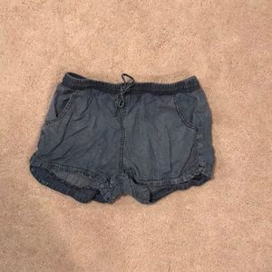 Flowy denim shorts